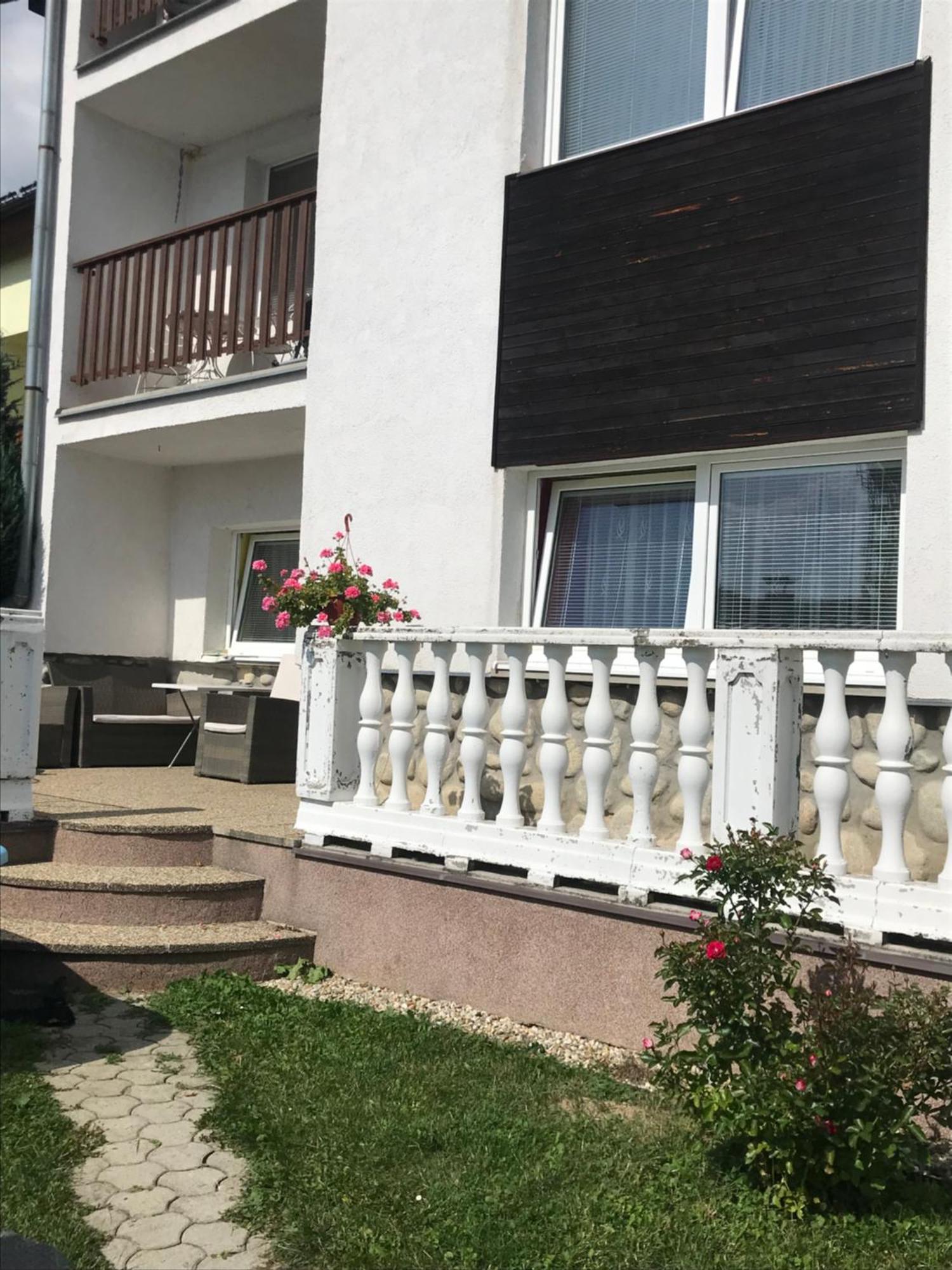 Housing Hella Apartamento Nová Lesná Exterior foto